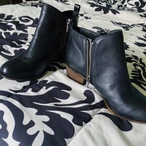 NWOT - Lucky Brand Faux Leather Ankle Boots